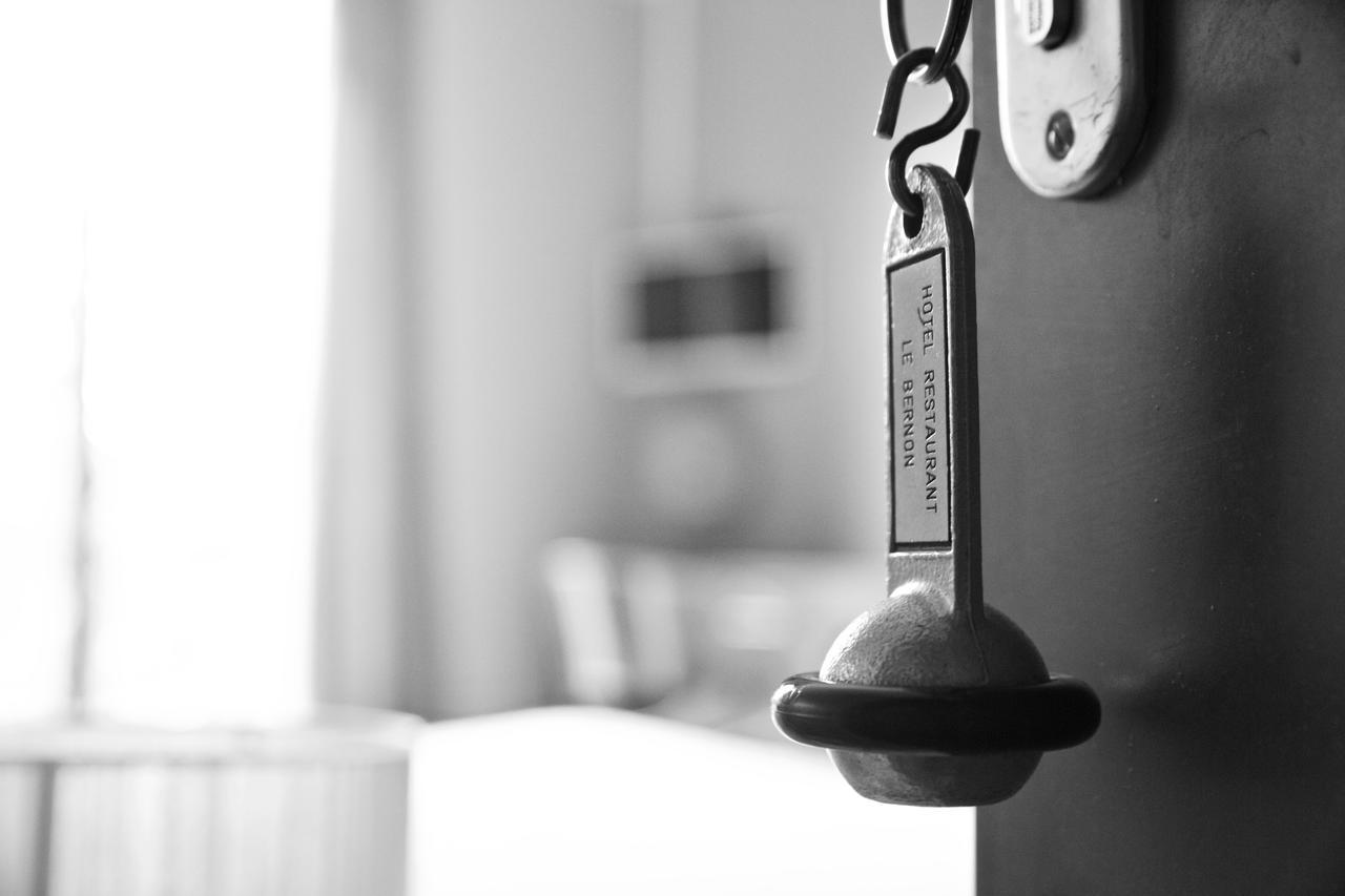Le Bernon Hotel Connaux Kültér fotó